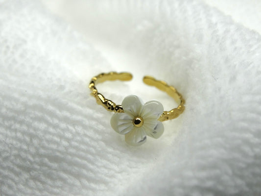 La bague fleurette