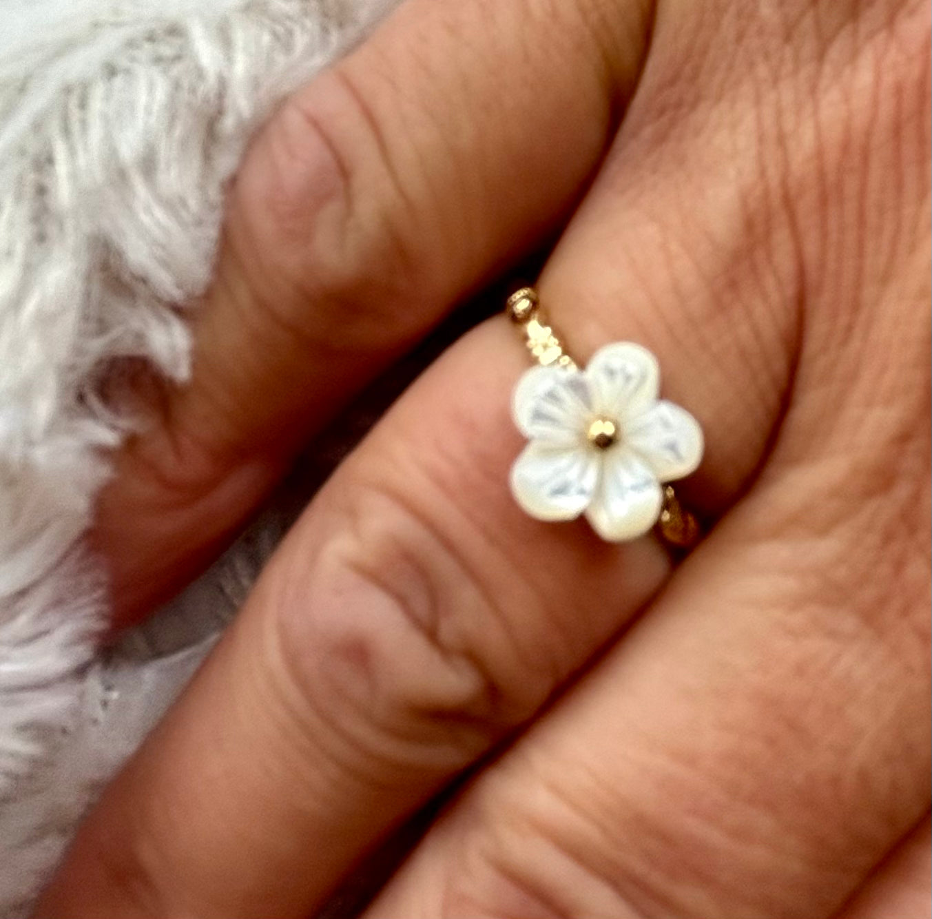 La bague fleurette